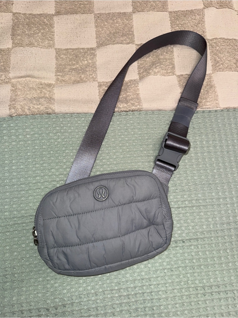 lululemon Wunder Puff Everywhere Belt Bag 1L - Picture 1 of 3
